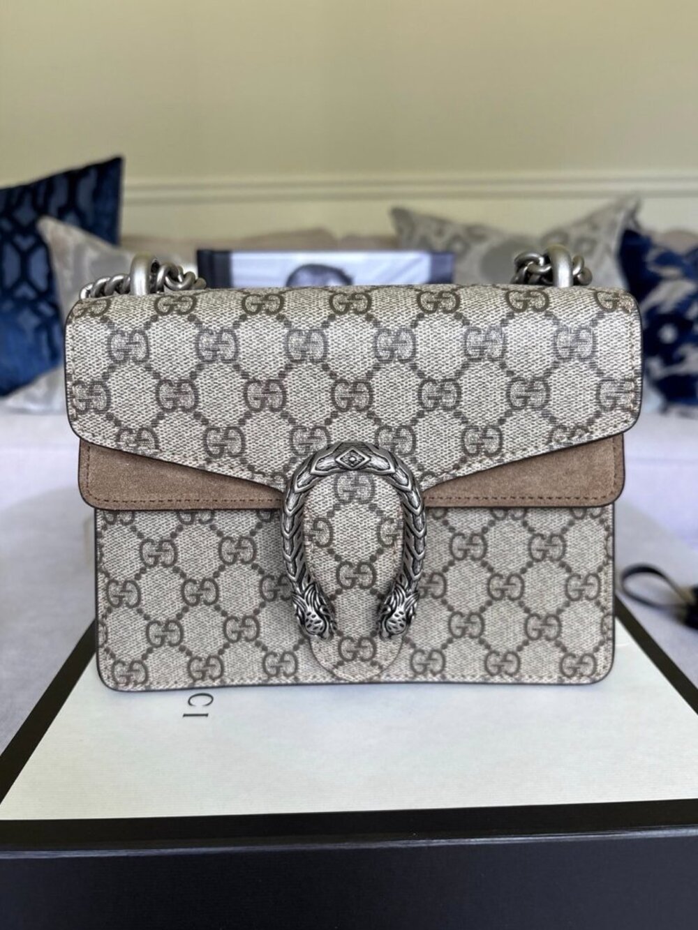 Gucci Dionysus Shoulder bag